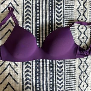 Victoria secret t shirt wireless bra